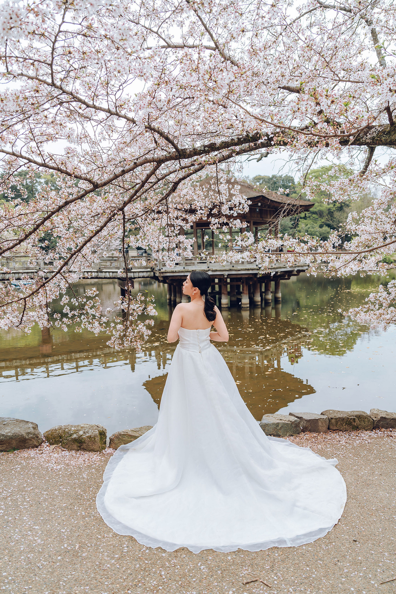 Kyoto Pre-Wedding Photoshoot | Historic Higashiyama Streets, Keage Incline & Nara Park at Keage Incline & Kamo Riverbanks pre-wedding photo
