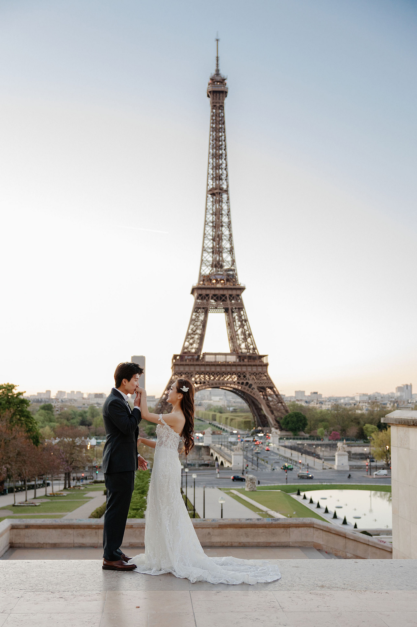 Paris Pre-Wedding Photoshoot | Place du Trocadéro, Bir-Hakeim Bridge, Sacré-Cœur Basilica, Parisian Café & Palais Royal at Place du Trocadéro pre-wedding photo
