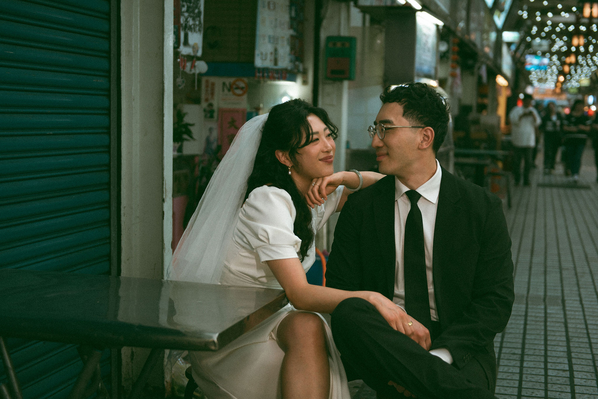Taiwan Pre-Wedding Photoshoot | Cafe Chamber, Yangmingshan & Huaxi Street Night Market at Huaxi Street Night Market pre-wedding photo