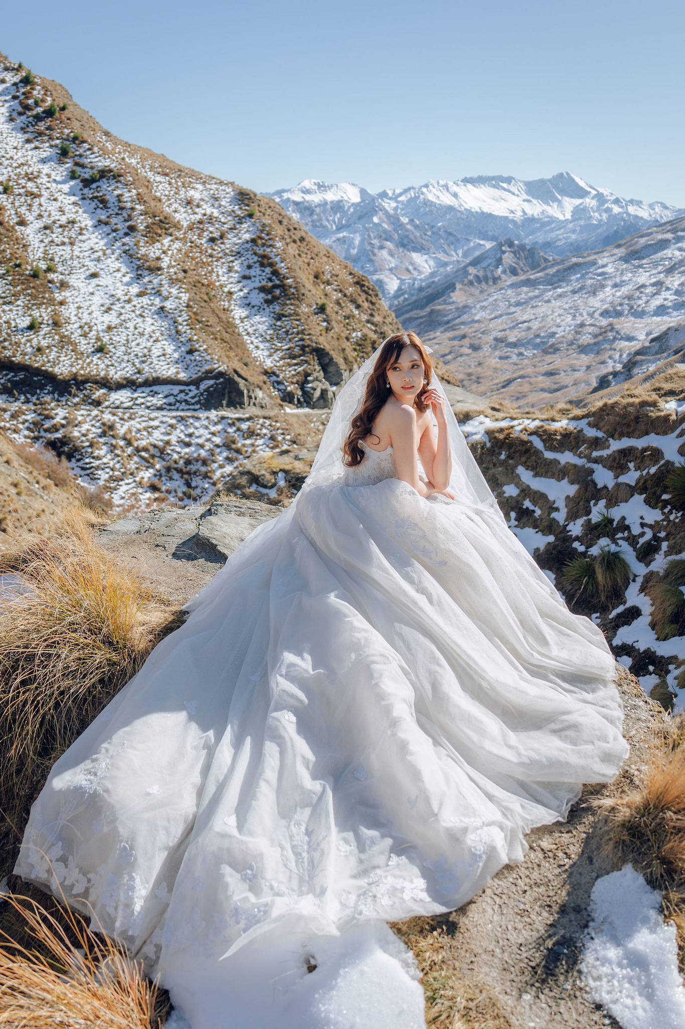 New Zealand Pre-Wedding Photoshoot | Coromandel Peak, Lake Wakatipu & Queenstown, Skippers Canyon, Lake Tekapo, Mount Cook National Park & Glacier at Skippers Canyon pre-wedding photo