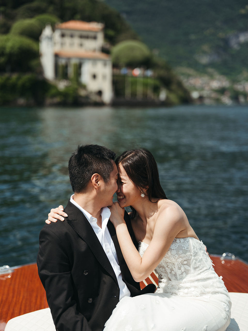 Lake Como Pre-Wedding Photoshoot | Bellagio, Lake Como & Villa Melzi Gardens at Lake Como pre-wedding photo
