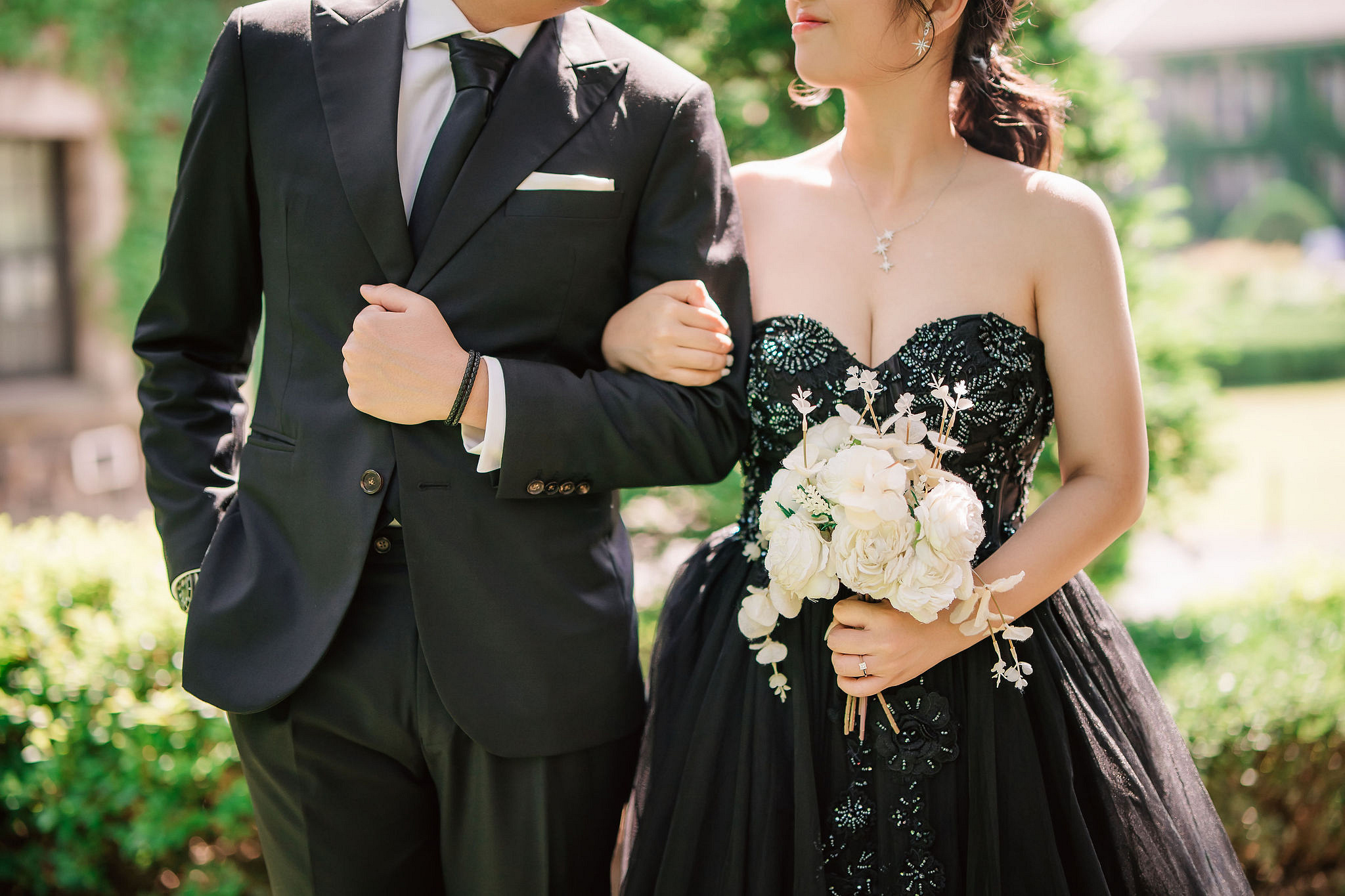 Seoul Pre-Wedding Photoshoot | Haneul Park, Yonsei University & Yeonnam-dong at Yonsei University pre-wedding photo