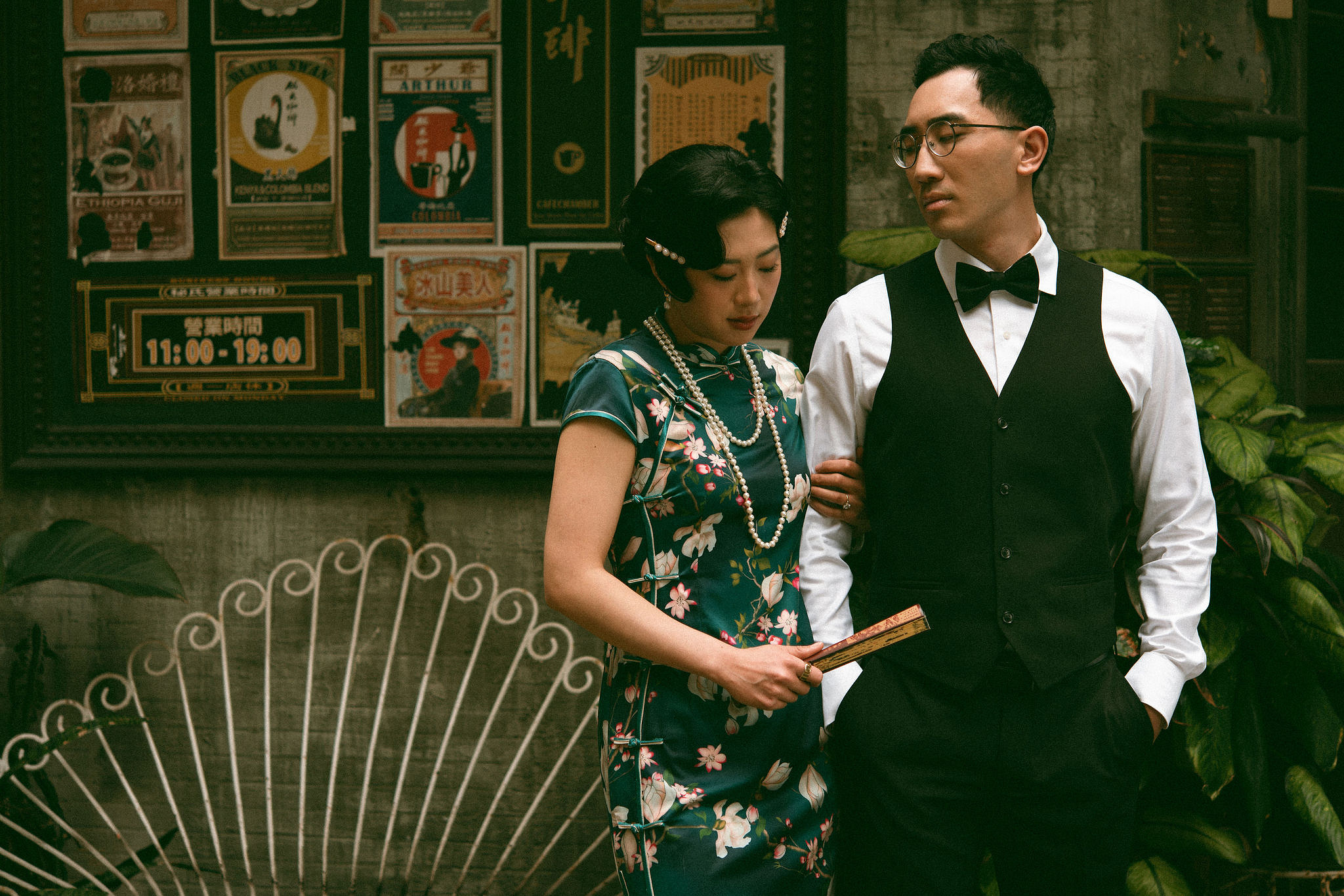 Taiwan Pre-Wedding Photoshoot | Cafe Chamber, Yangmingshan & Huaxi Street Night Market at Cafe Chamber pre-wedding photo