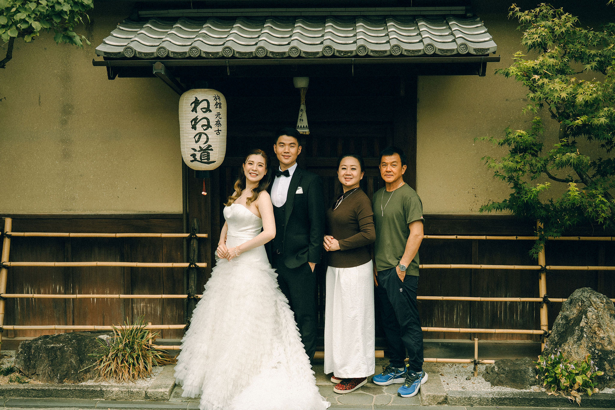 Kyoto Pre-Wedding Photoshoot | Fushimi Inari, Gion & Nara Park at Gion District & Historic Streets pre-wedding photo