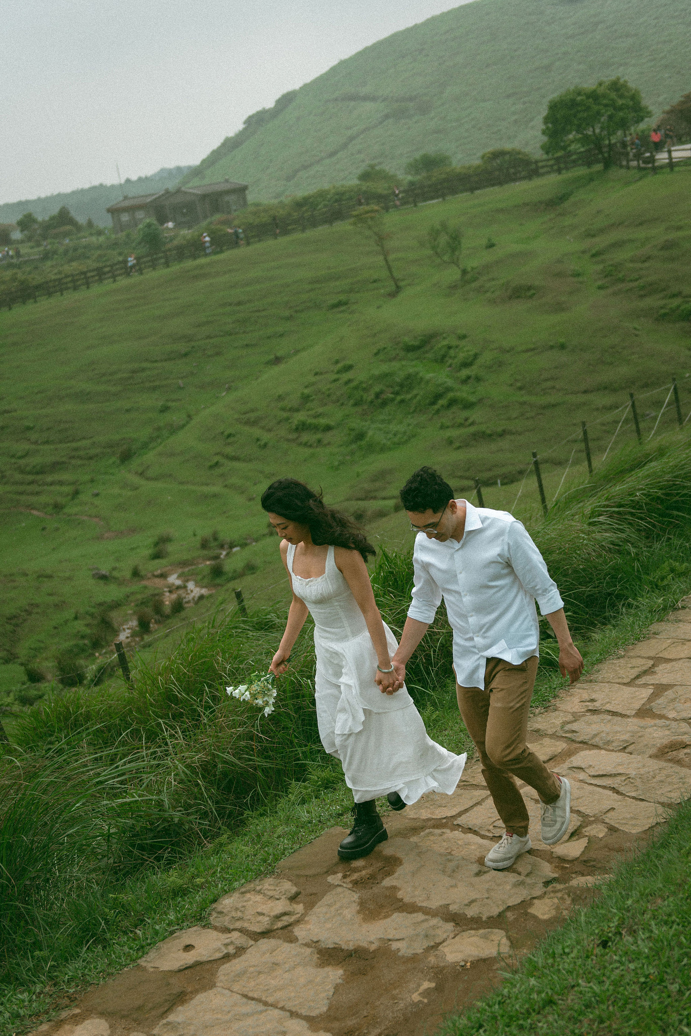 Taiwan Pre-Wedding Photoshoot | Cafe Chamber, Yangmingshan & Huaxi Street Night Market at Yangmingshan pre-wedding photo