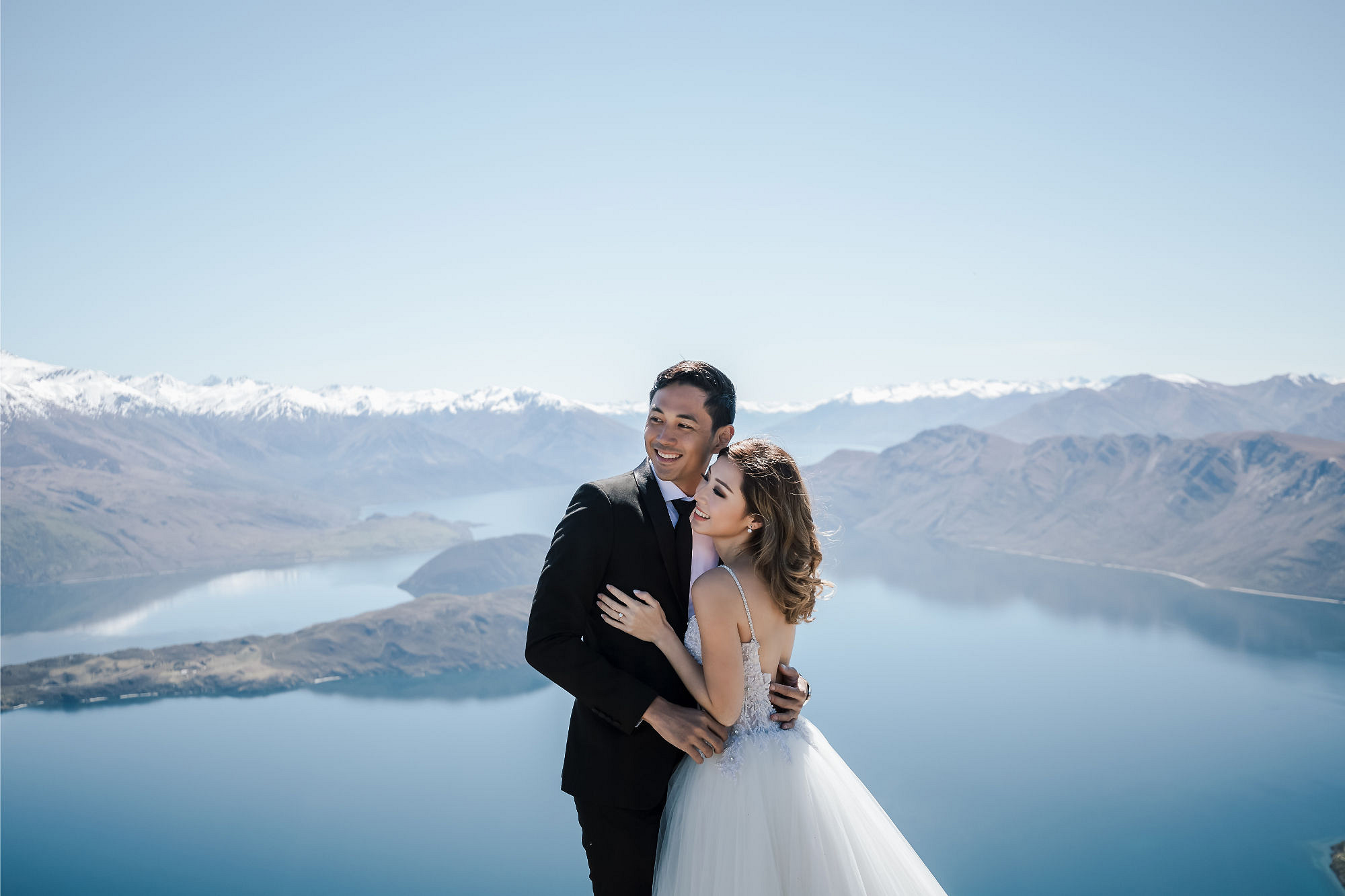 Kryz Uy And Slater Pre Wedding Photoshoot At Roy's Peak, Alpaca Farm And Arrowtown at Coromandel Peak pre-wedding photo