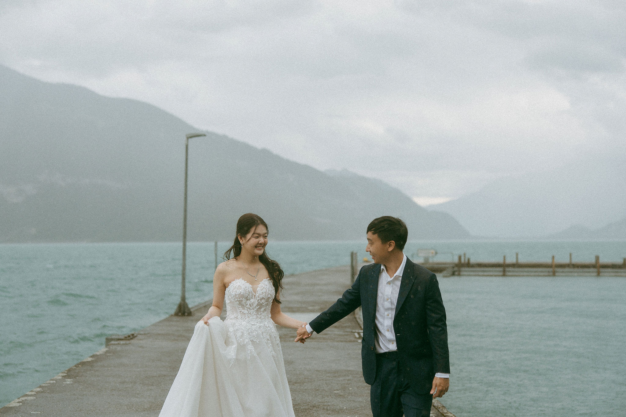 Switzerland Pre-Wedding Photoshoot | Spiez at Spiez pre-wedding photo