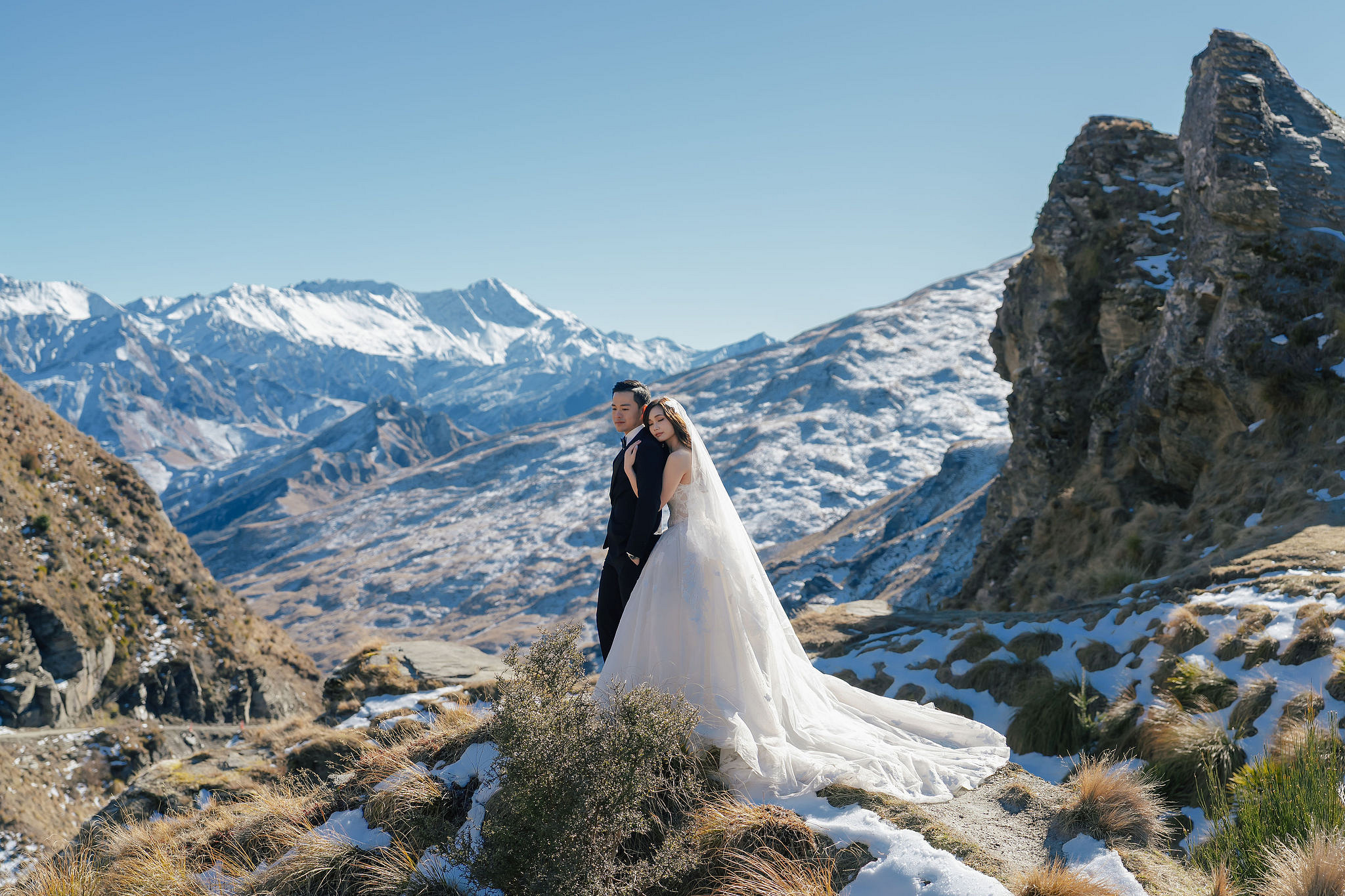 New Zealand Pre-Wedding Photoshoot | Coromandel Peak, Lake Wakatipu & Queenstown, Skippers Canyon, Lake Tekapo, Mount Cook National Park & Glacier at Skippers Canyon pre-wedding photo