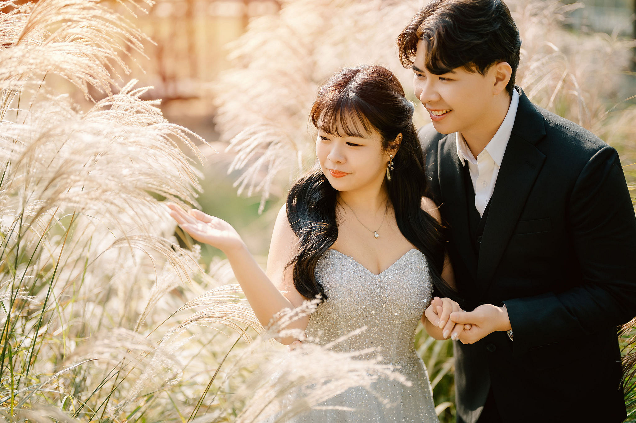 Seoul Pre-Wedding Photoshoot | Muhly Park, Seoul Forest & Cafe Street` at Seoul Forest pre-wedding photo