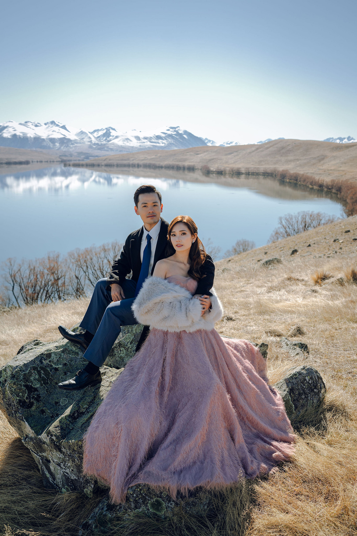 New Zealand Pre-Wedding Photoshoot | Coromandel Peak, Lake Wakatipu & Queenstown, Skippers Canyon, Lake Tekapo, Mount Cook National Park & Glacier at Lake Wakatipu & Queenstown pre-wedding photo
