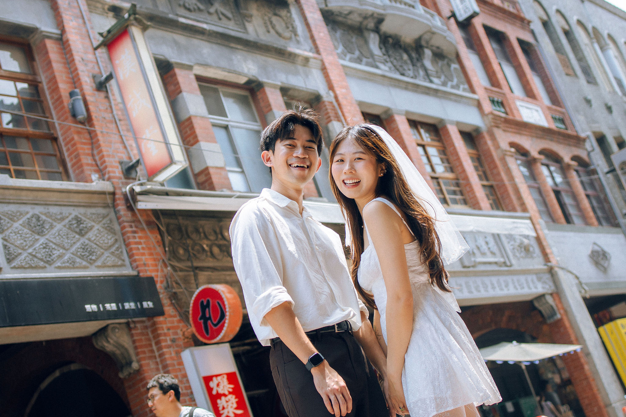 Taiwan Pre-Wedding Photoshoot | Dadaocheng & Children's Amusement Park at Da Dao Cheng pre-wedding photo