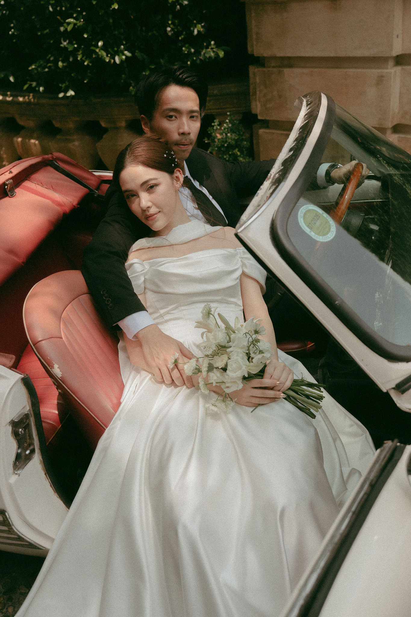 Ho Chi Minh Vietnam Pre-Wedding Photoshoot | European Film Studio, Market Streets & Saigon Bridge at Jardin de Rom pre-wedding photo