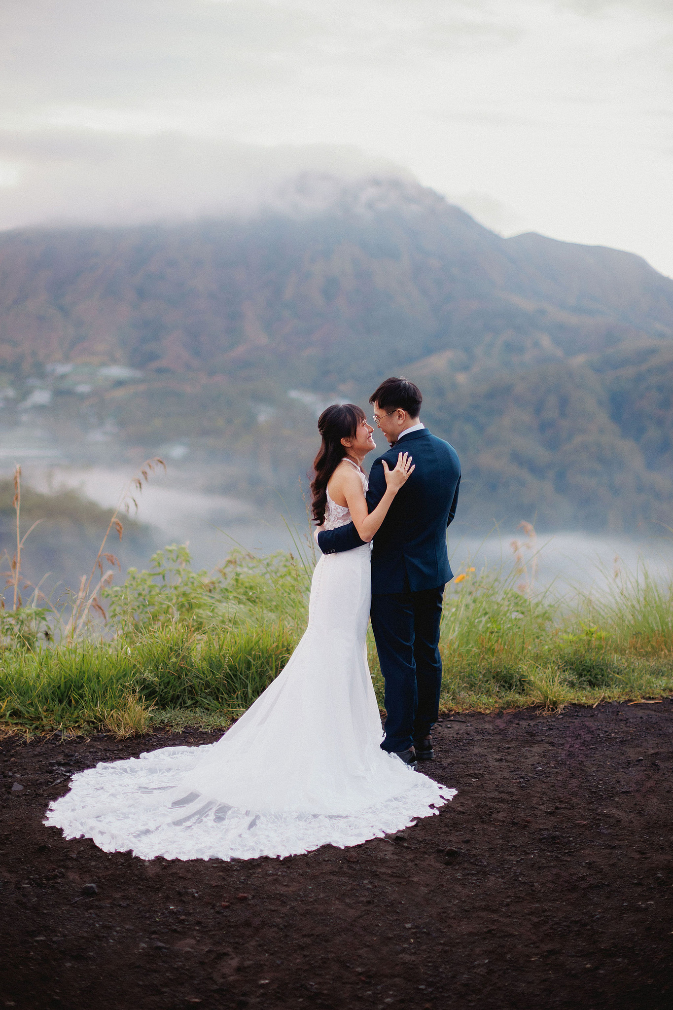 Bali Pre-Wedding Photoshoot | Pinggan Village, Sawangan Beach, Twin Cliff Valley & Malini Uluwatu at Pinggan Village   pre-wedding photo