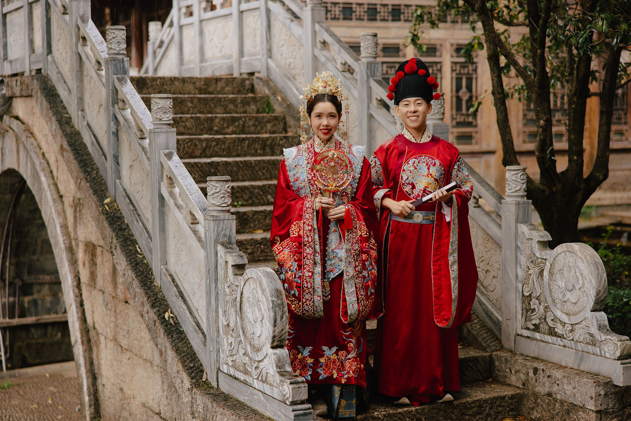 Yunnan Pre-Wedding Photoshoot Lijiang Dragon Jade Mountain Tribal Experience Ancient Town Hanfu at Yunnan Ancient Town pre-wedding photo