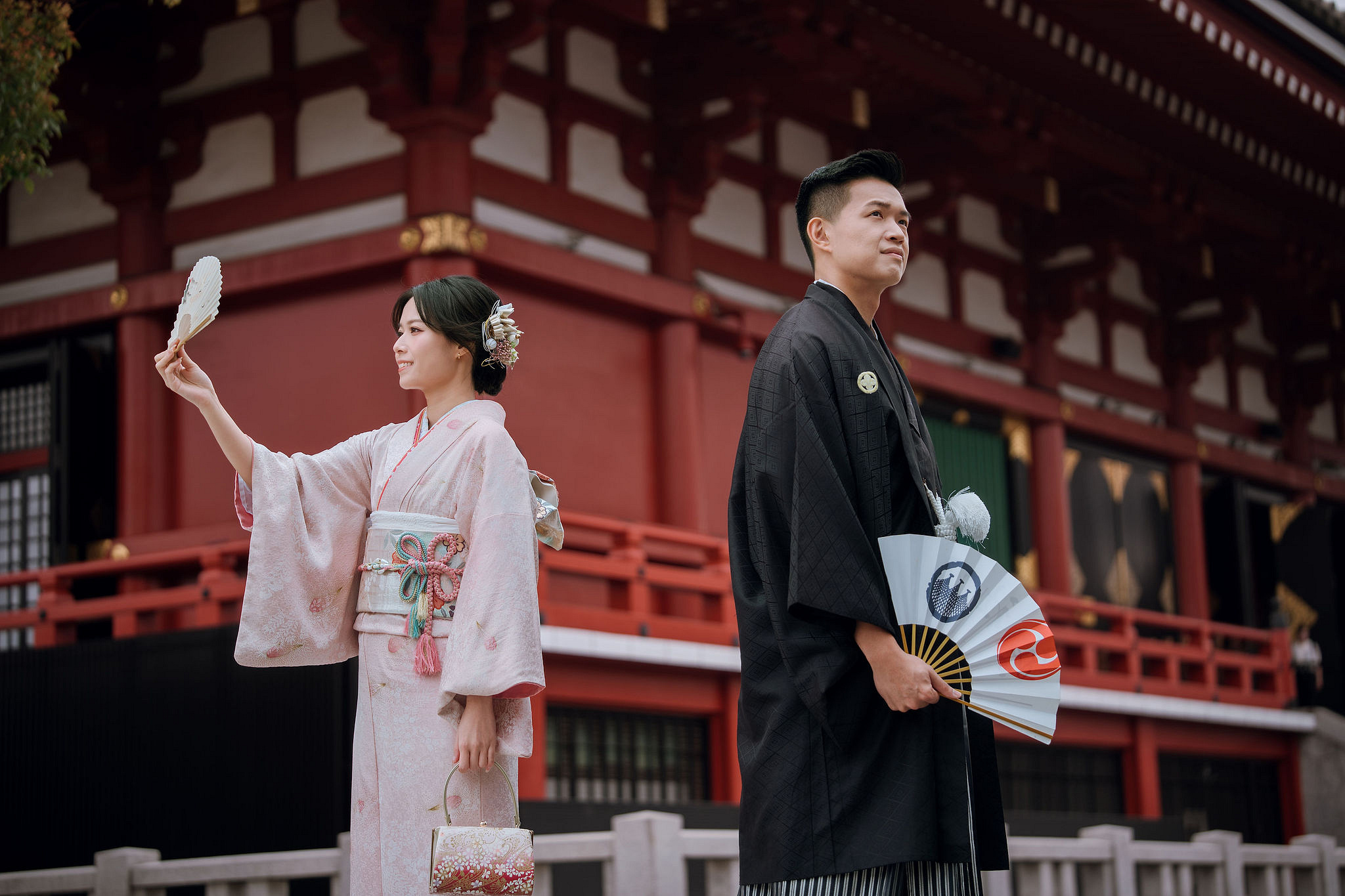 Tokyo & Mt Fuji Pre-Wedding Photoshoot | Senso-Ji Temple, Tokyo Park & Lake Kawaguchiko at Senso-Ji Temple pre-wedding photo