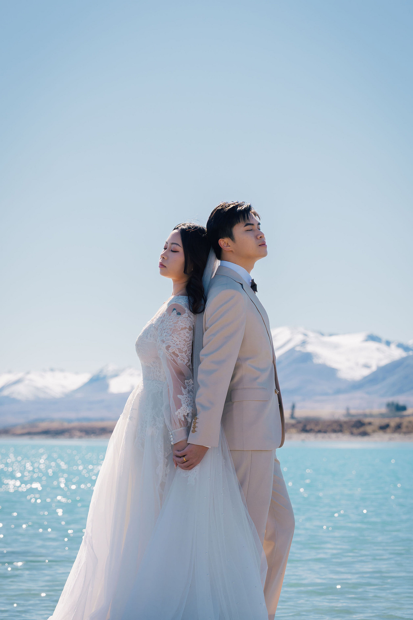 New Zealand Pre-Wedding Photoshoot | Lake Wakatipu, Alta Tarns, Coromandel Peak to Mount Cook at Lake Tekapo pre-wedding photo