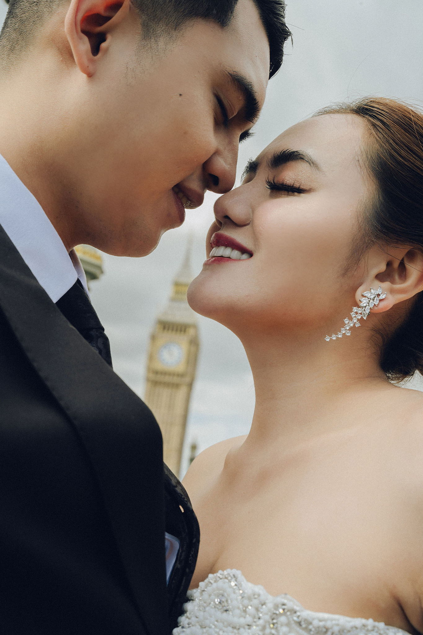 London Pre-Wedding Photoshoot | Westminster, St. Paul’s Cathedral & London Streets at Westminster pre-wedding photo