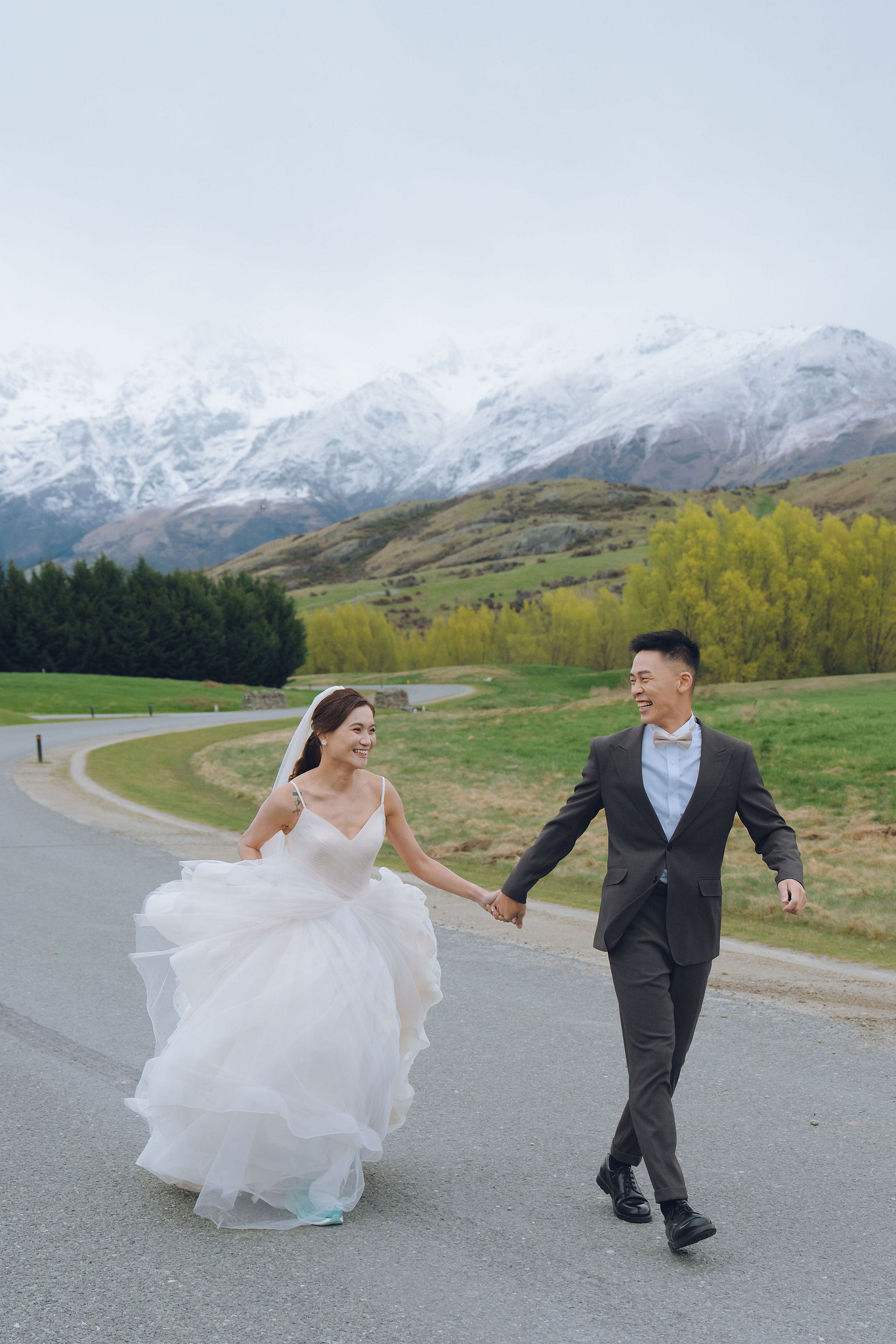 New Zealand Pre-Wedding Photoshoot | Queenstown, Lake Wakatipu, Skippers Canyon & Arrowtown at Queenstown Highway pre-wedding photo
