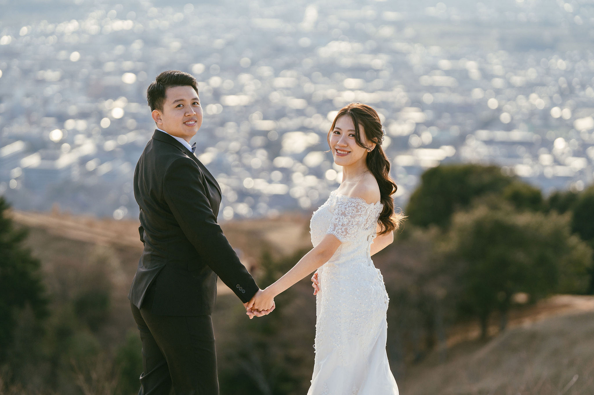Kyoto Pre-Wedding Photoshoot | Nara Park, Gion & Mount Wakakusa at Mount Wakakusa pre-wedding photo