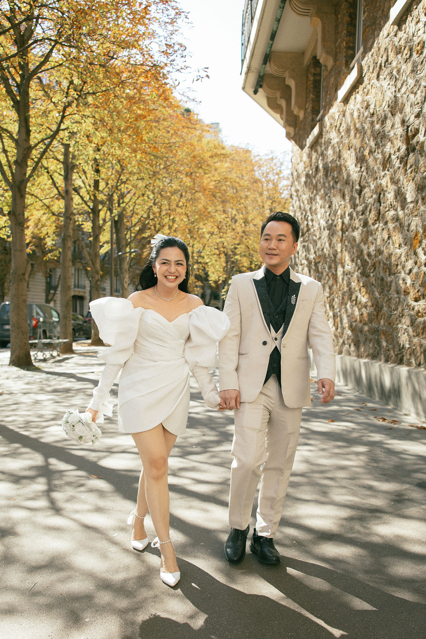 Paris Autumn Pre-Wedding Photoshoot | Avenue de Camoëns, Tuileries Garden, Louvre, Pont Alexandre III & Bir-Hakeim Bridge at Avenue de Camoëns pre-wedding photo
