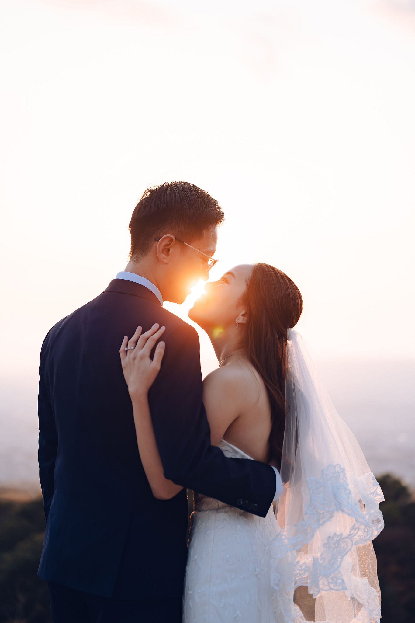 Kyoto Pre-Wedding Photoshoot | Kamo River, Nara Deer Park & Mt. Wakakusa at Mt. Wakakusa pre-wedding photo