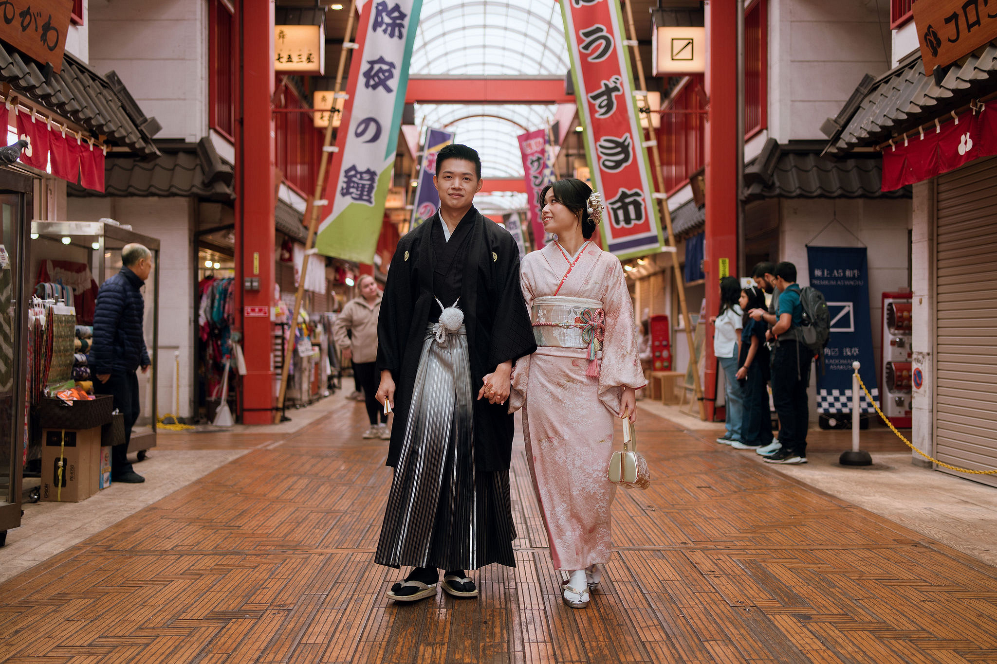Tokyo & Mt Fuji Pre-Wedding Photoshoot | Senso-Ji Temple, Tokyo Park & Lake Kawaguchiko at Senso-Ji Temple pre-wedding photo