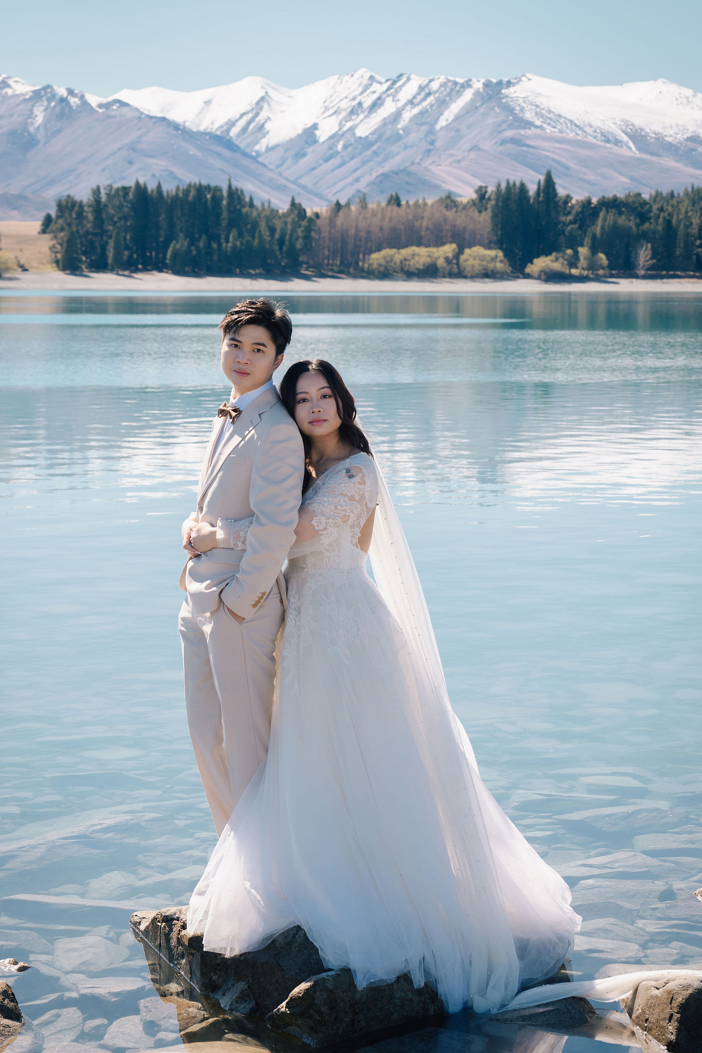 New Zealand Pre-Wedding Photoshoot | Lake Wakatipu, Alta Tarns, Coromandel Peak to Mount Cook at Lake Tekapo pre-wedding photo