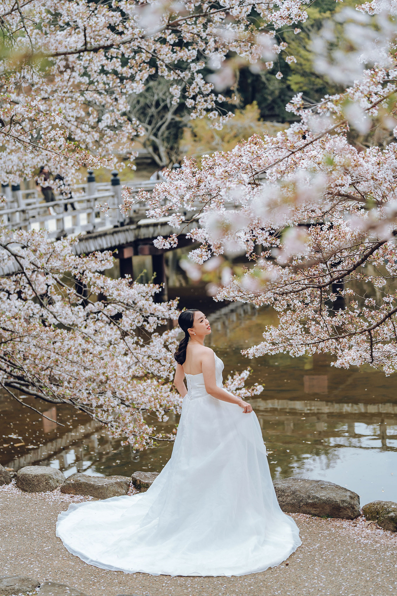 Kyoto Pre-Wedding Photoshoot | Historic Higashiyama Streets, Keage Incline & Nara Park at Keage Incline & Kamo Riverbanks pre-wedding photo