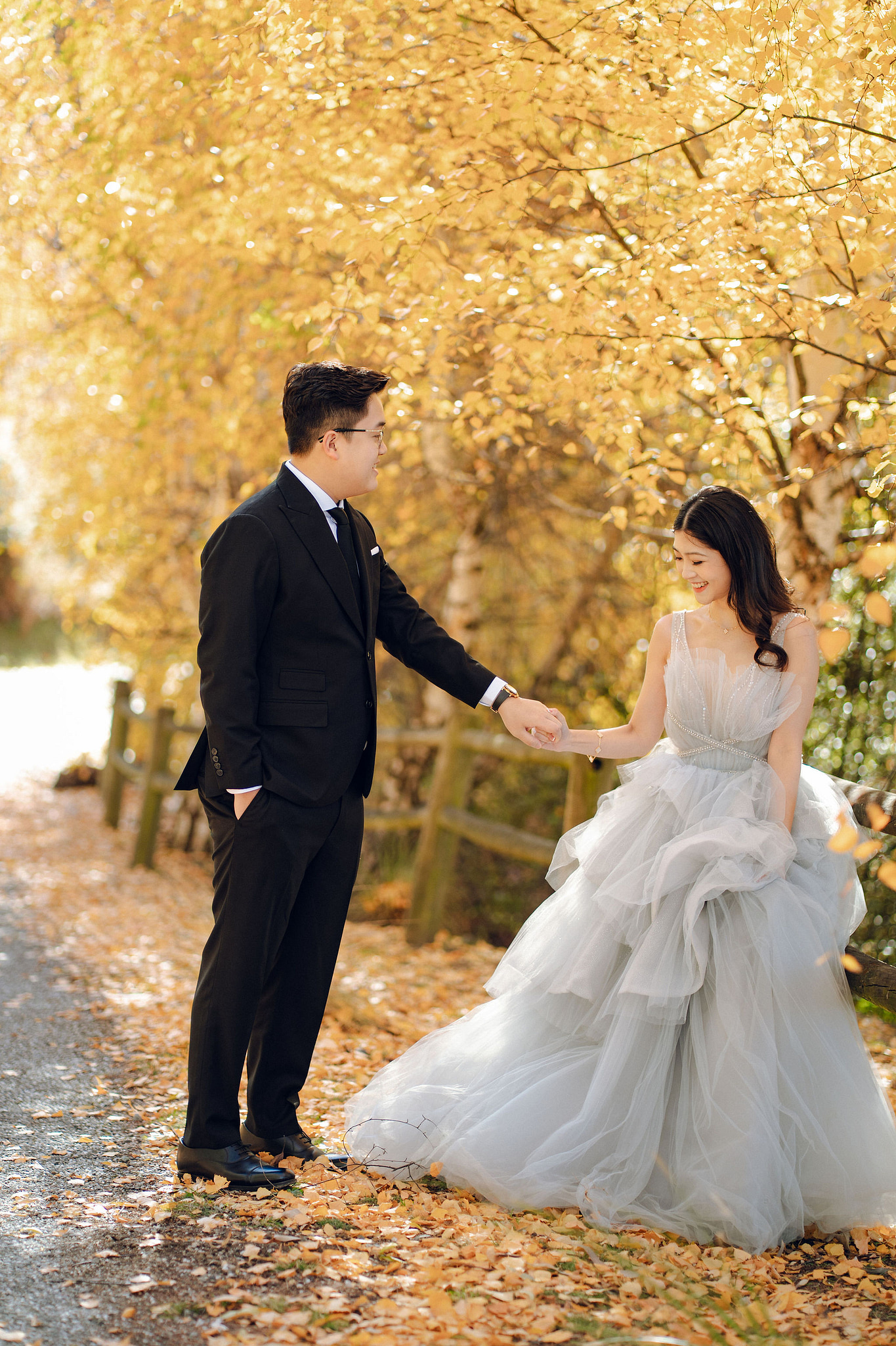 New Zealand Pre-Wedding Photoshoot | Arrowtown, Isobel Glacier, Alpaca Farm, Lake Tekapo & Mount Cook National Park at Arrowtown pre-wedding photo