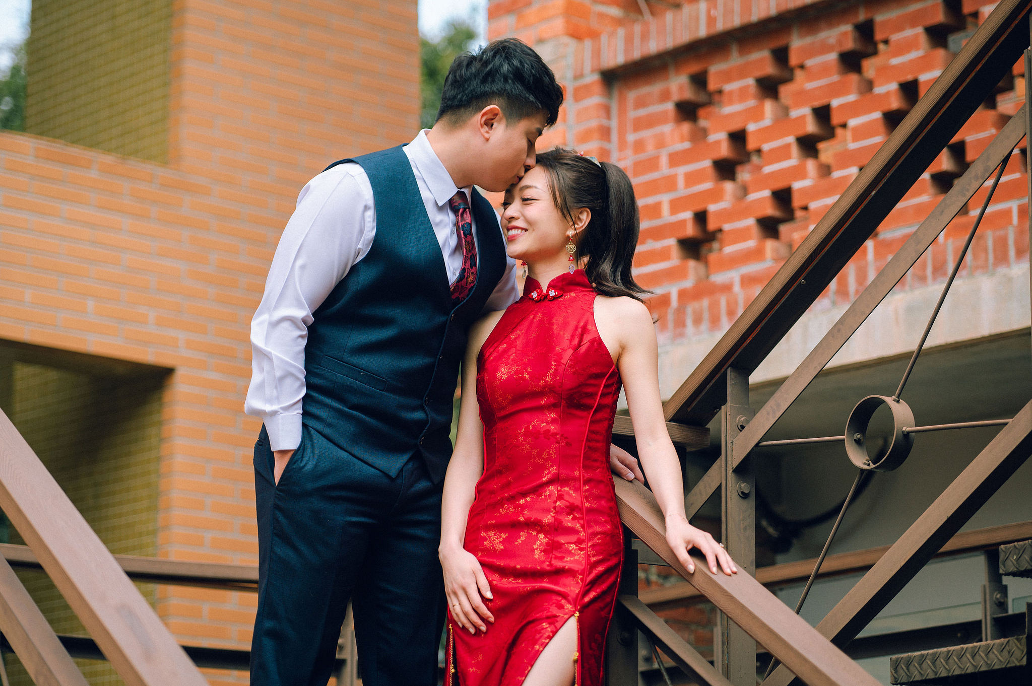 Taiwan Pre-Wedding Photoshoot | Dadaocheng, Nanjing Road & Huaxi Street at Nanjing Road pre-wedding photo