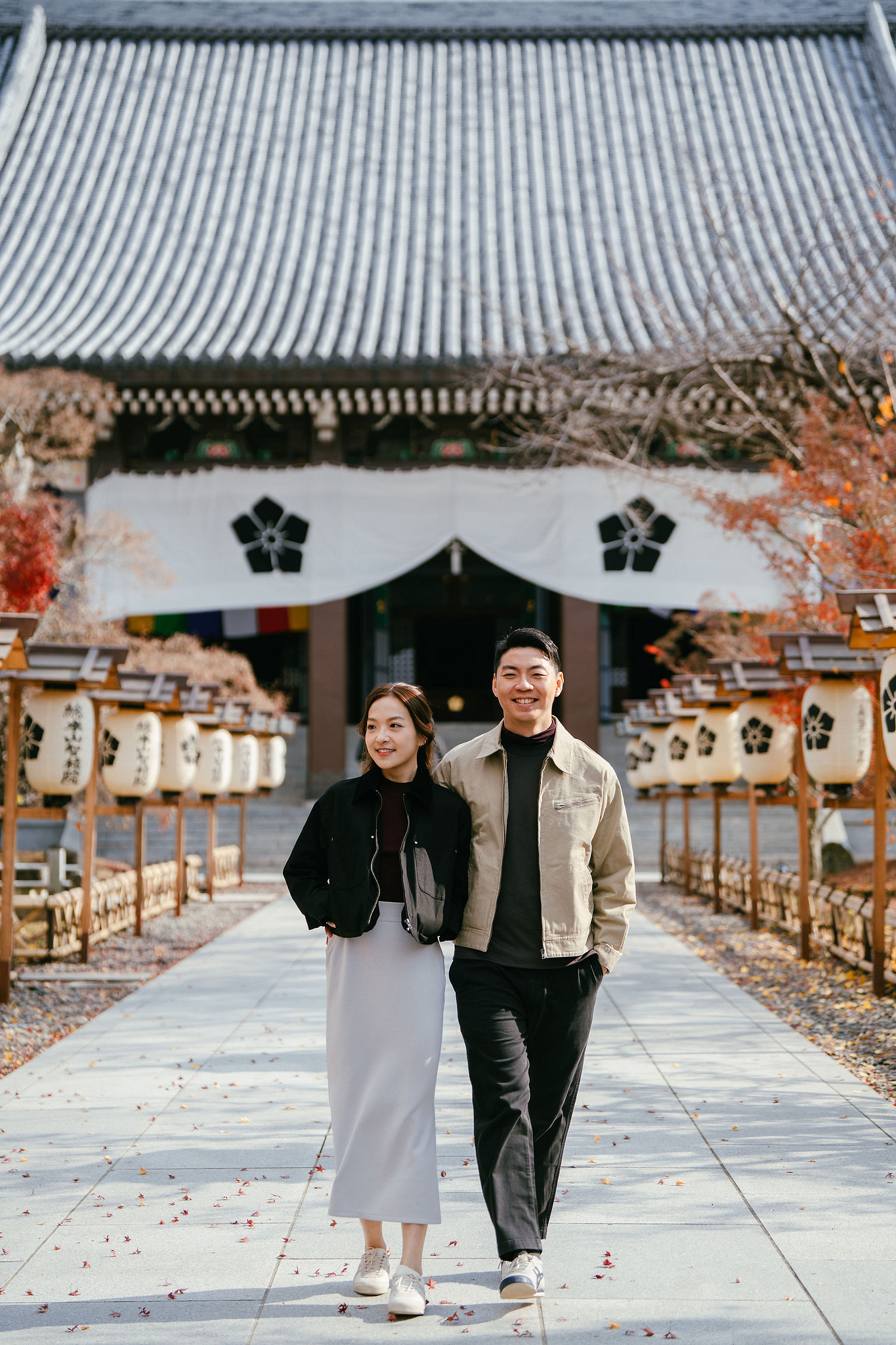 Kyoto Pre-Wedding Photoshoot | Ninenzaka, Nara Deer Park & Mt. Wakakusa at Ninenzaka pre-wedding photo
