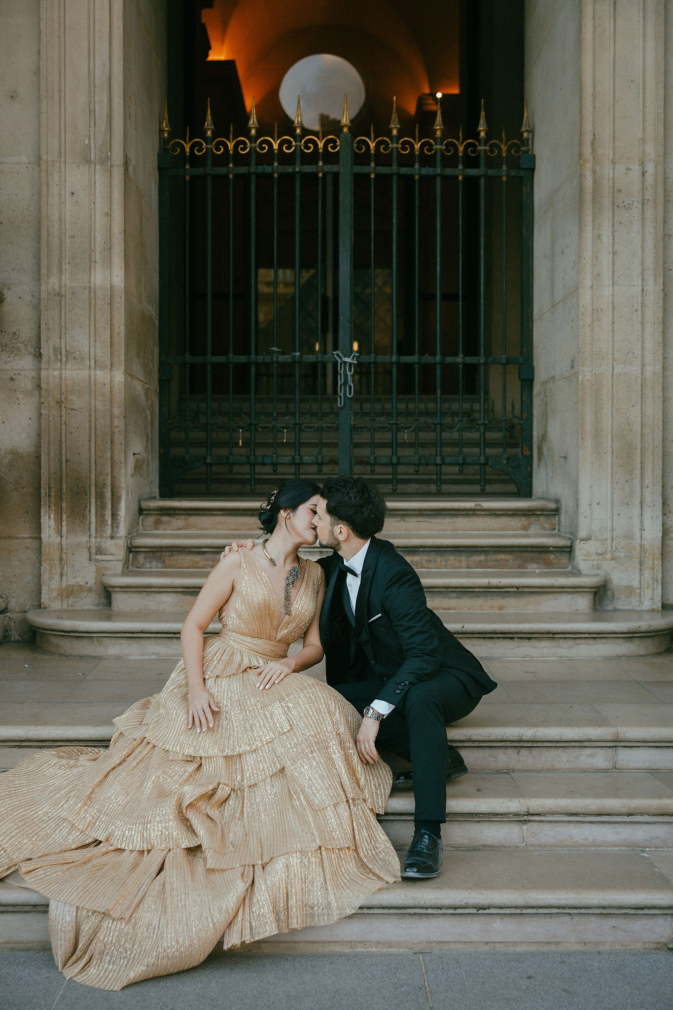 Paris Pre-Wedding Photoshoot | Place du Trocadéro, Avenue de Camoëns, Parisian Café, Tuileries Garden & Louvre at Louvre pre-wedding photo