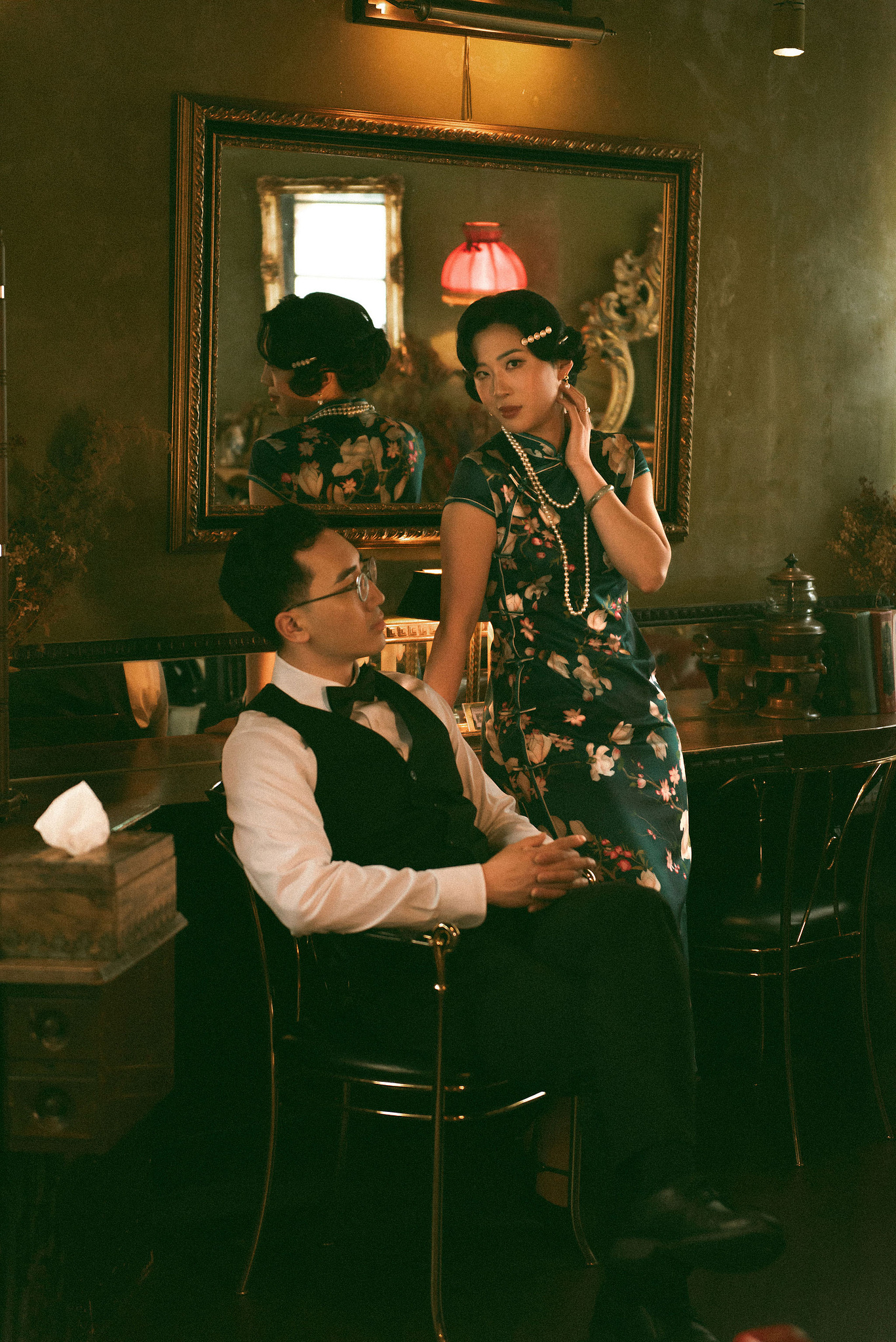 Taiwan Pre-Wedding Photoshoot | Cafe Chamber, Yangmingshan & Huaxi Street Night Market at Cafe Chamber pre-wedding photo