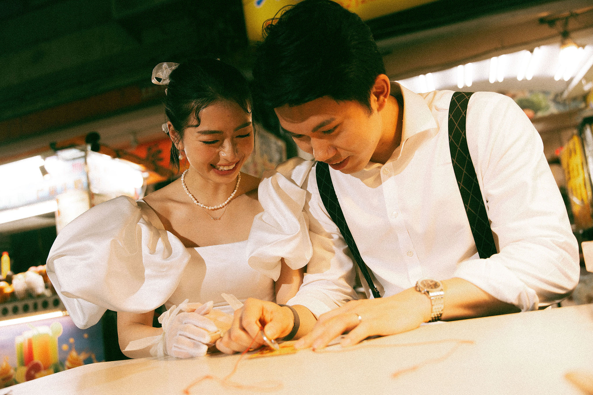 Taiwan Pre-Wedding Photoshoot Traditional Garden Qi Pao Experience Yangmingshan Vintage Night Market Shoot at Night Market pre-wedding photo
