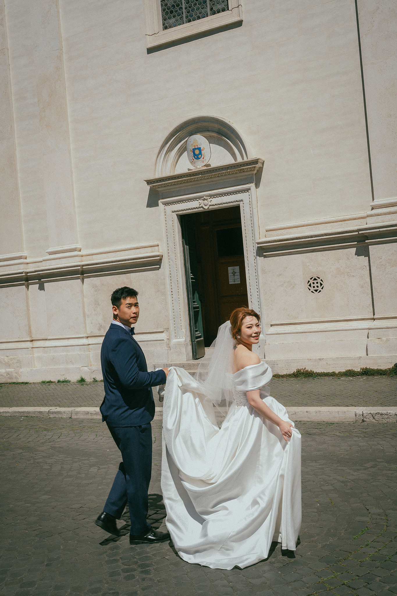 Rome Pre-Wedding Photoshoot | Rome Streets, Capitoline Hill, Basilica of St. Anthony, Villa Borghese & Giardino di Sant’Alessio at Rome Streets pre-wedding photo