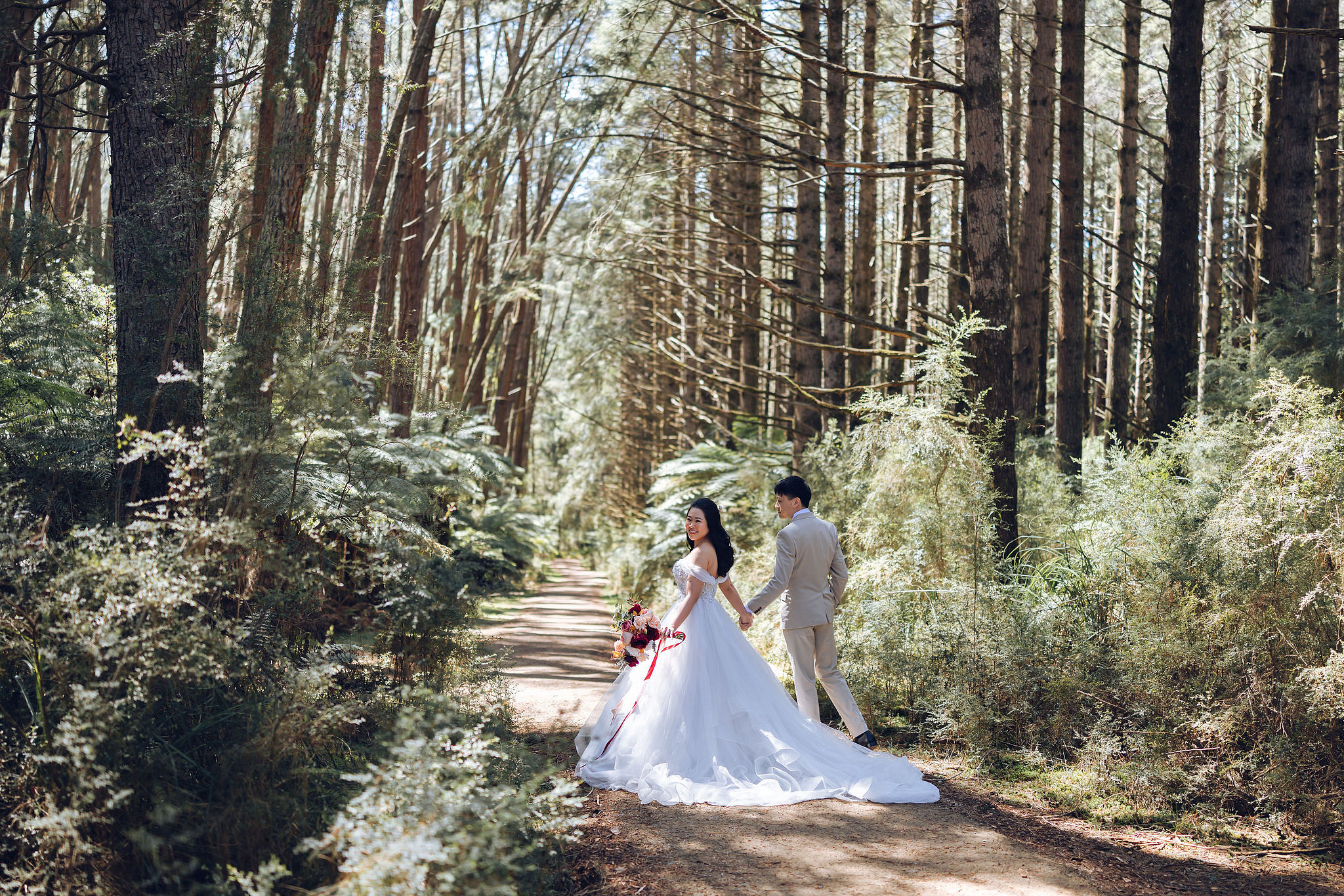 Melbourne Pre-Wedding Photoshoot | Redwood Forest, The Farm & Half Moon Bay at Redwood Forest pre-wedding photo