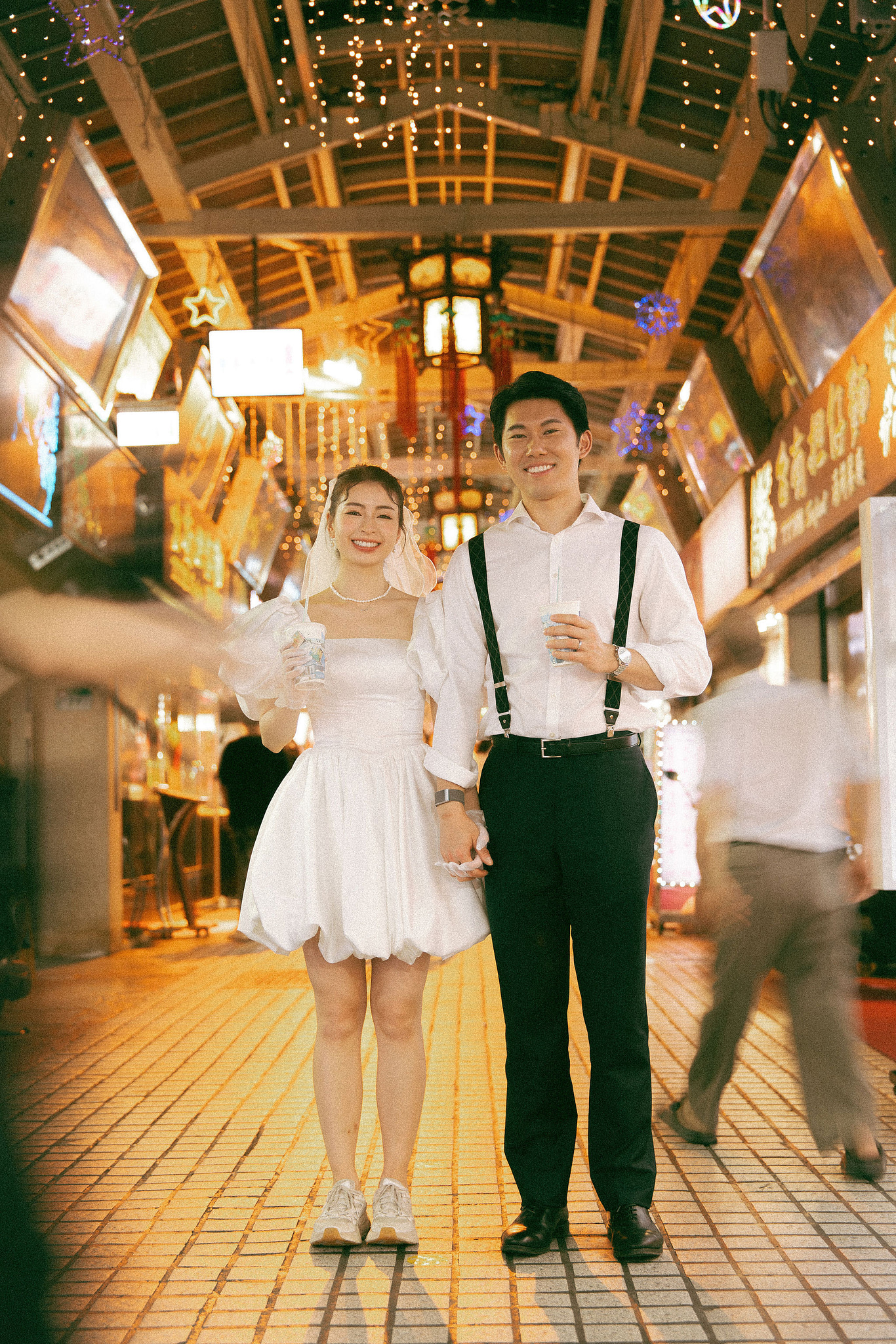 Taiwan Pre-Wedding Photoshoot Traditional Garden Qi Pao Experience Yangmingshan Vintage Night Market Shoot at Night Market pre-wedding photo
