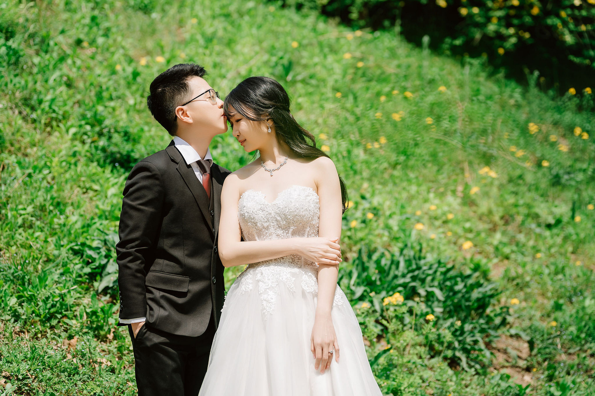 Seoul Pre-Wedding Photoshoot | Seoul Forest, Namsangol Hanok Village & Samcheong-dong at Seoul Forest pre-wedding photo
