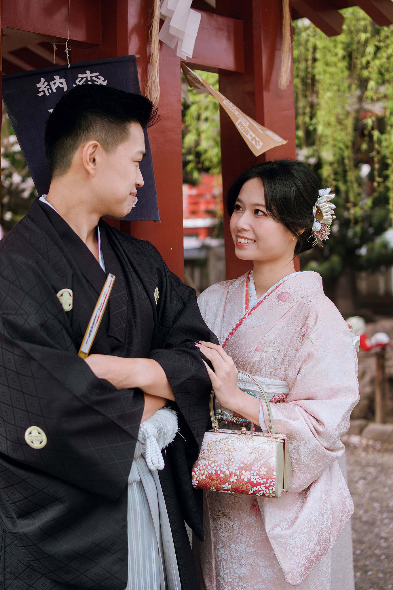 Tokyo & Mt Fuji Pre-Wedding Photoshoot | Senso-Ji Temple, Tokyo Park & Lake Kawaguchiko at Senso-Ji Temple pre-wedding photo