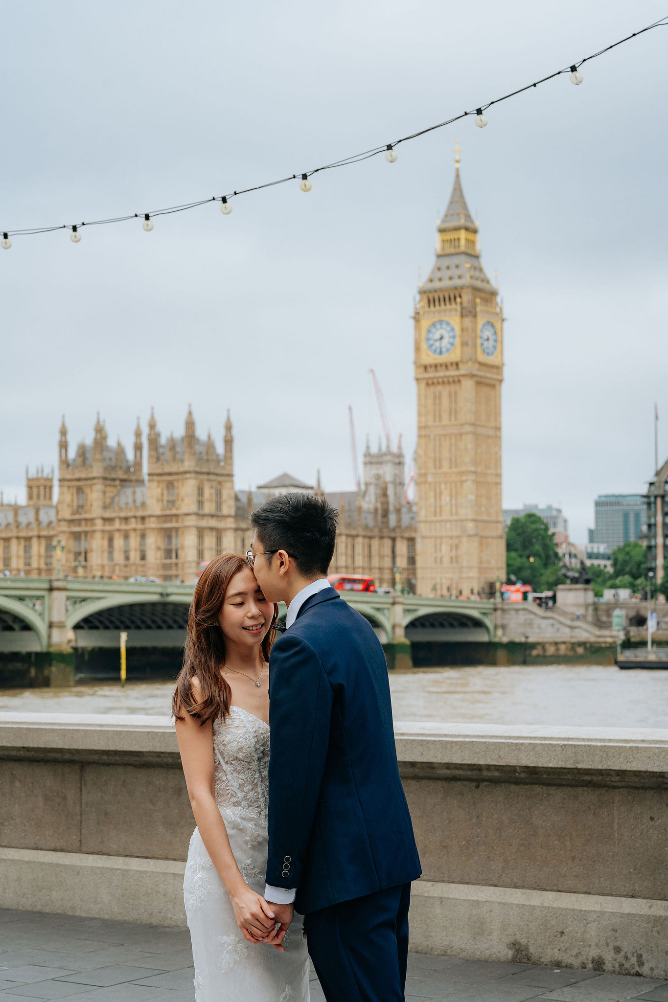 London Pre-Wedding Photoshoot | Westminster, Big Ben & the London Eye at Westminster pre-wedding photo