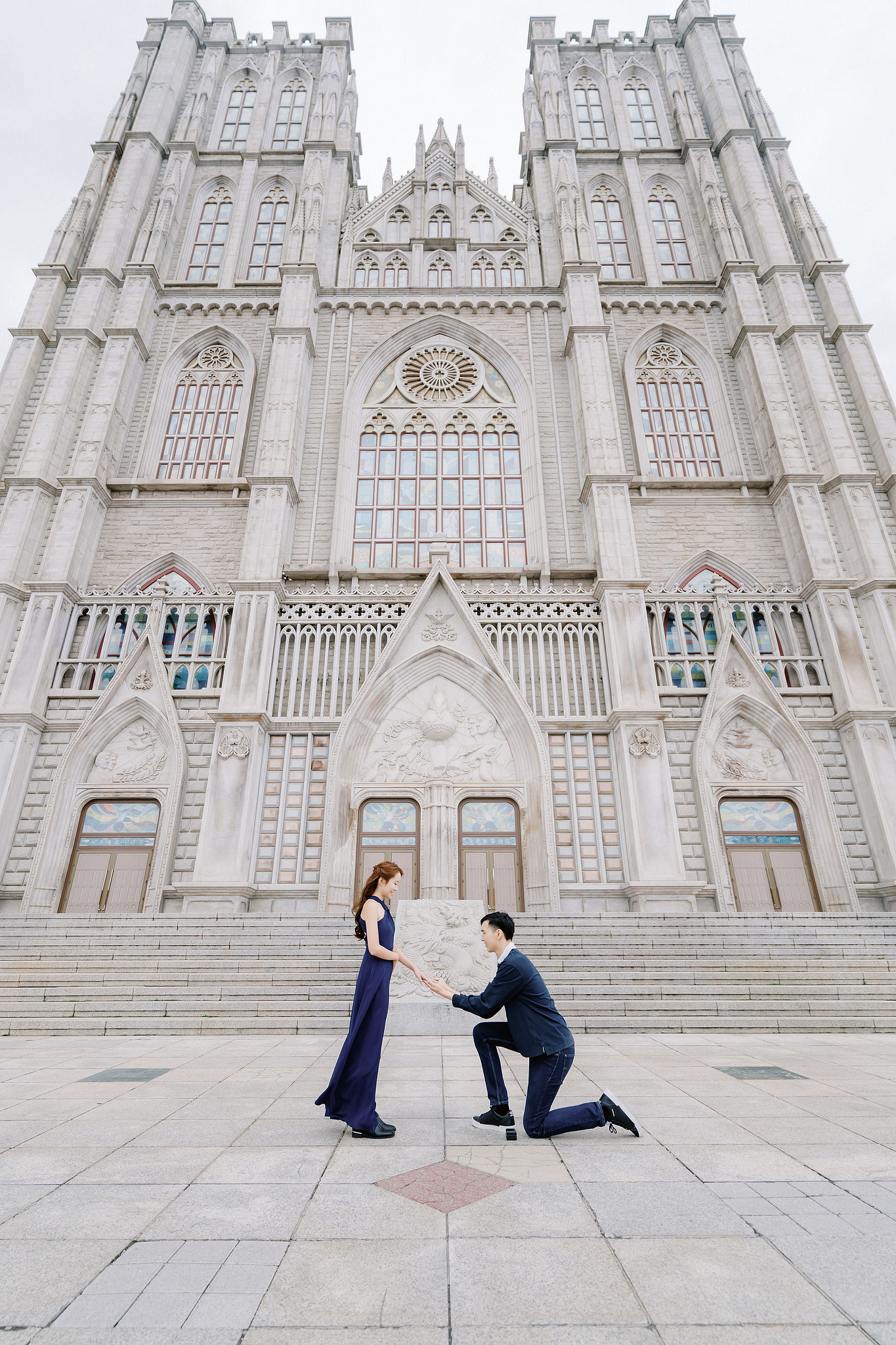 Seoul Pre-Wedding Photoshoot | Yongsan Park, Yonsei University & Kyung Hee University at Kyung Hee University pre-wedding photo