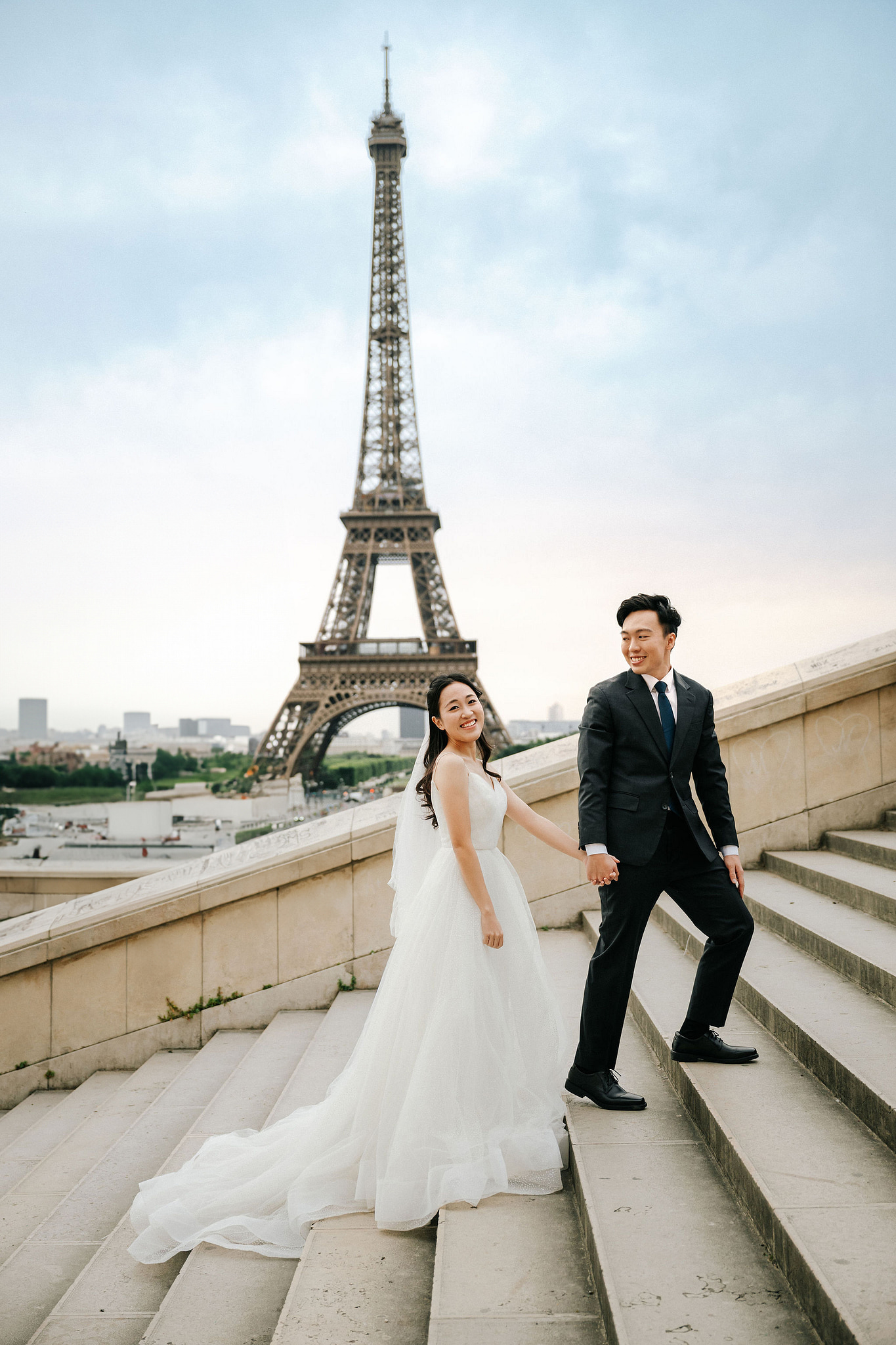 Paris Pre-Wedding Photoshoot | Place du Trocadéro, Bir-Hakeim Bridge, Louvre Pyramid, Tuileries Garden & Montmartre at Place du Trocadéro pre-wedding photo