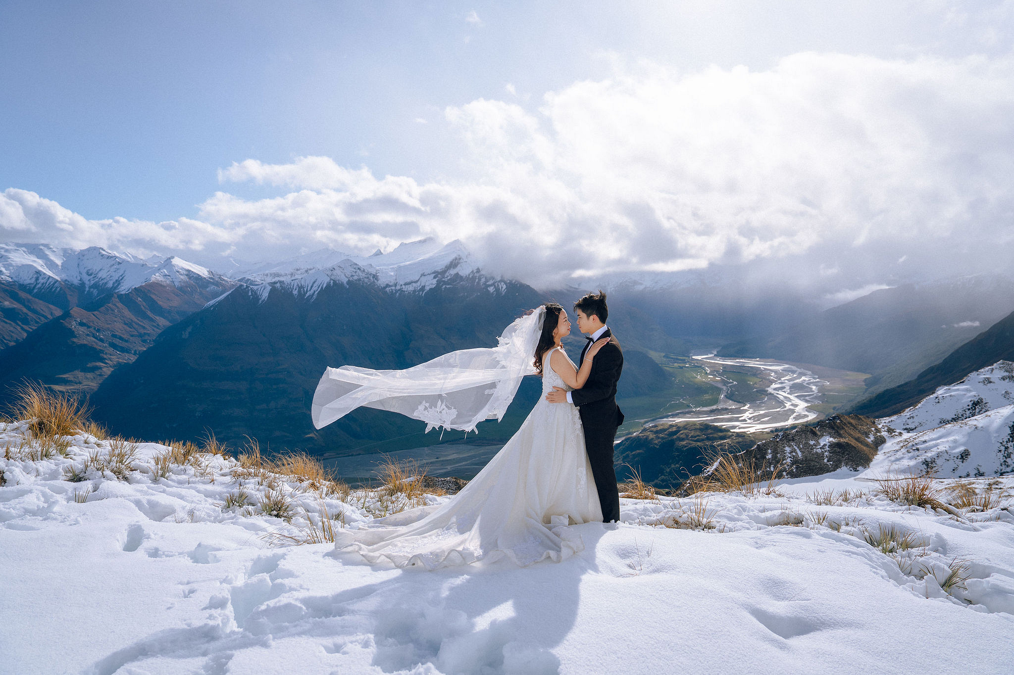 New Zealand Pre-Wedding Photoshoot | Lake Wakatipu, Alta Tarns, Coromandel Peak to Mount Cook at Alta Tarns pre-wedding photo