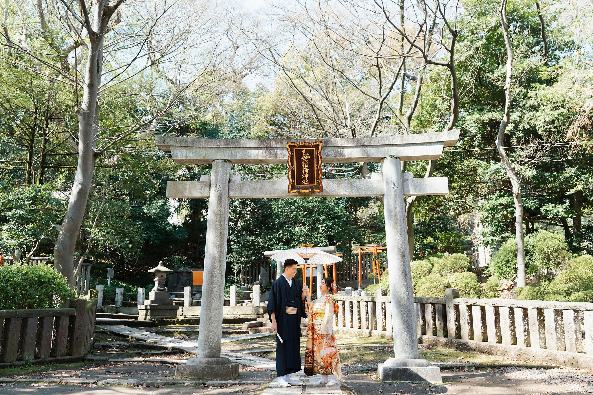 Tokyo & Mt Fuji Pre-Wedding Photoshoot | Tokyo Shrine, Chureito Pagoda & Lake Kawaguchiko at Tokyo Shrine pre-wedding photo