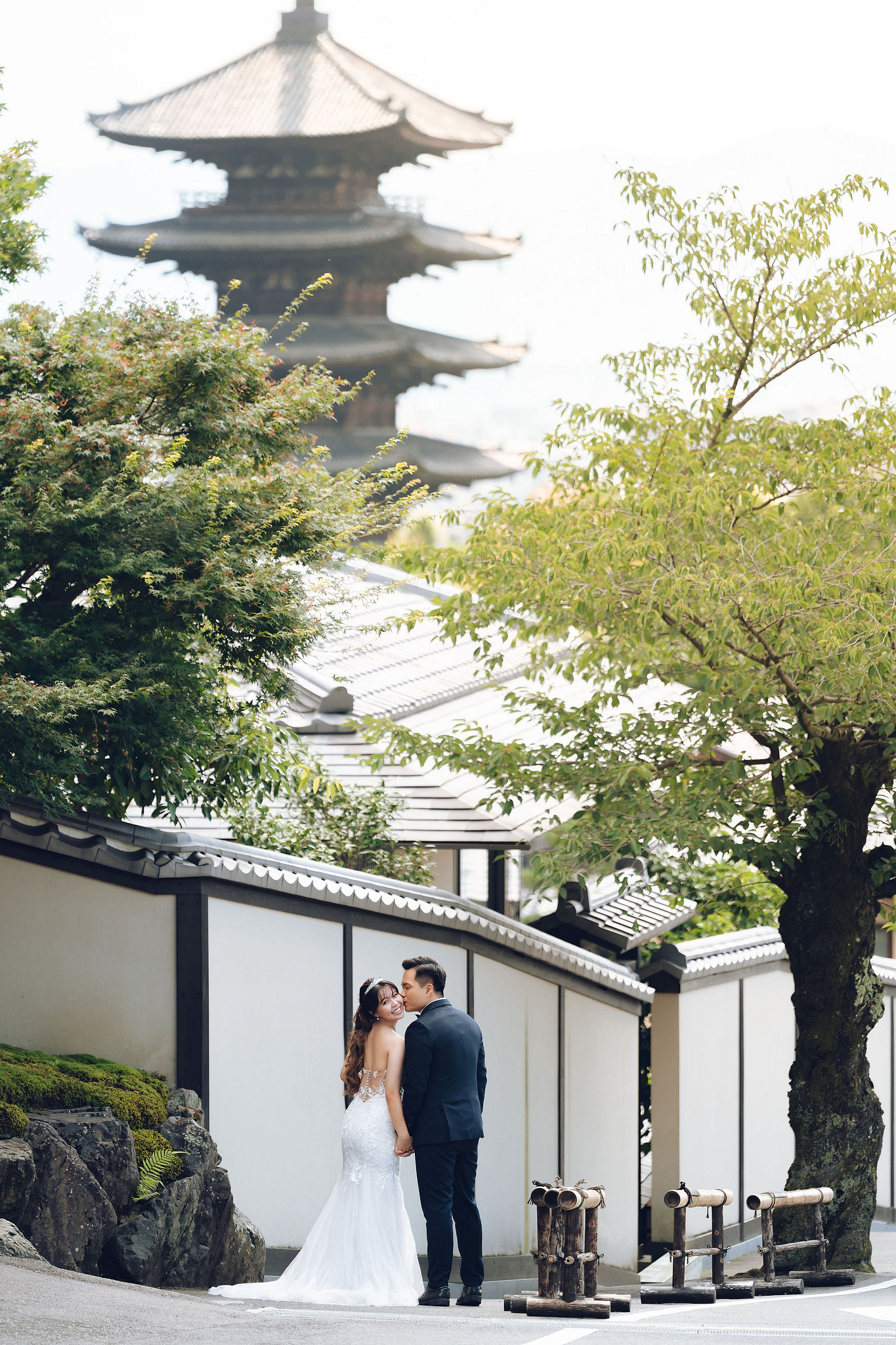 Kyoto Pre-Wedding Photoshoot | Gion Streets, Higashiyama & Nara Park at Higashiyama Roads & Pagoda View pre-wedding photo