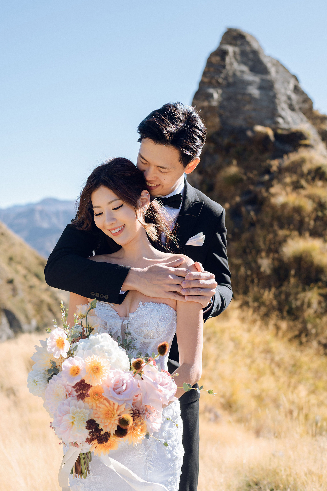 New Zealand Autumn Pre-Wedding Photoshoot Twin Peak Skippers Canyon Alpaca Farm Hilltop Cardrona Night Shoot Kombi Van at Skippers Canyon pre-wedding photo