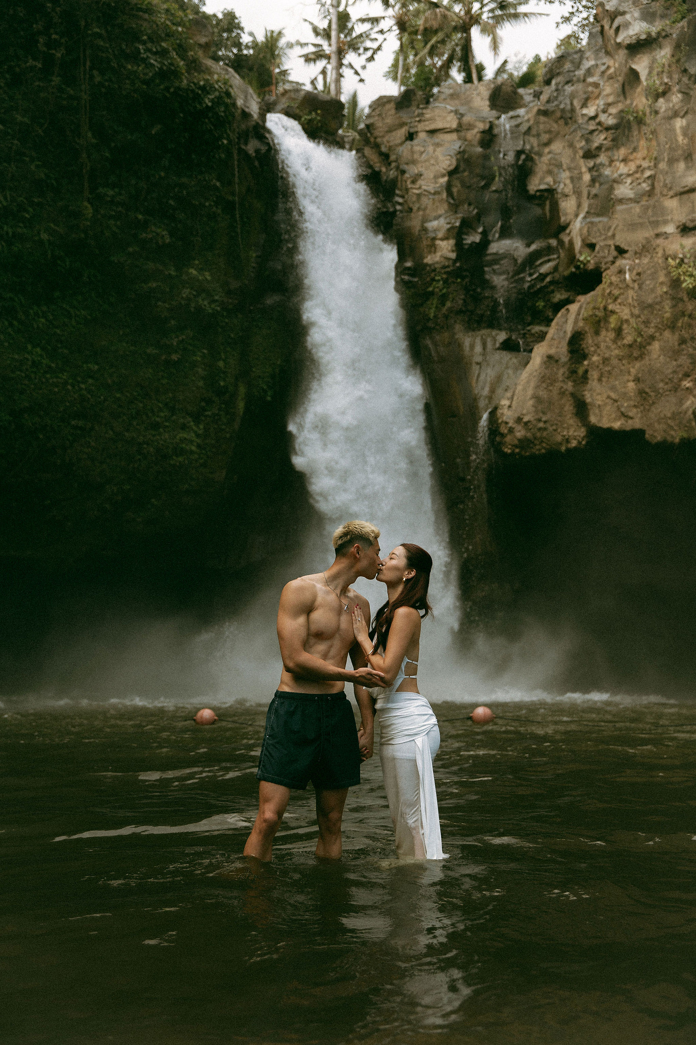 Bali Pre-Wedding Photoshoot | Lake Tamblingan, Kebun Raya Botanic Gardens & Blangsinga Waterfall at Blangsinga Waterfall pre-wedding photo
