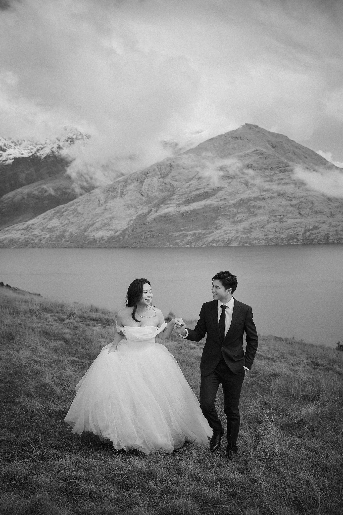 New Zealand Pre-Wedding Photoshoot | Lake Wakatipu, Alta Tarns, Coromandel Peak to Mount Cook at Lake Wakatipu pre-wedding photo