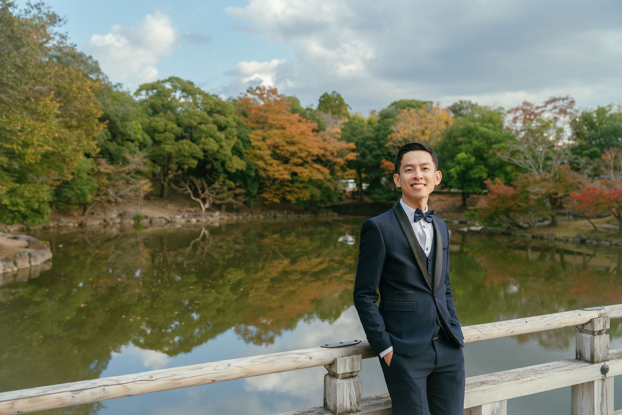 Kyoto Pre-Wedding Photoshoot | Gion Streets & Fushimi Inari Shrine & Nara Park at Nara Park & Mount Wakakusa pre-wedding photo