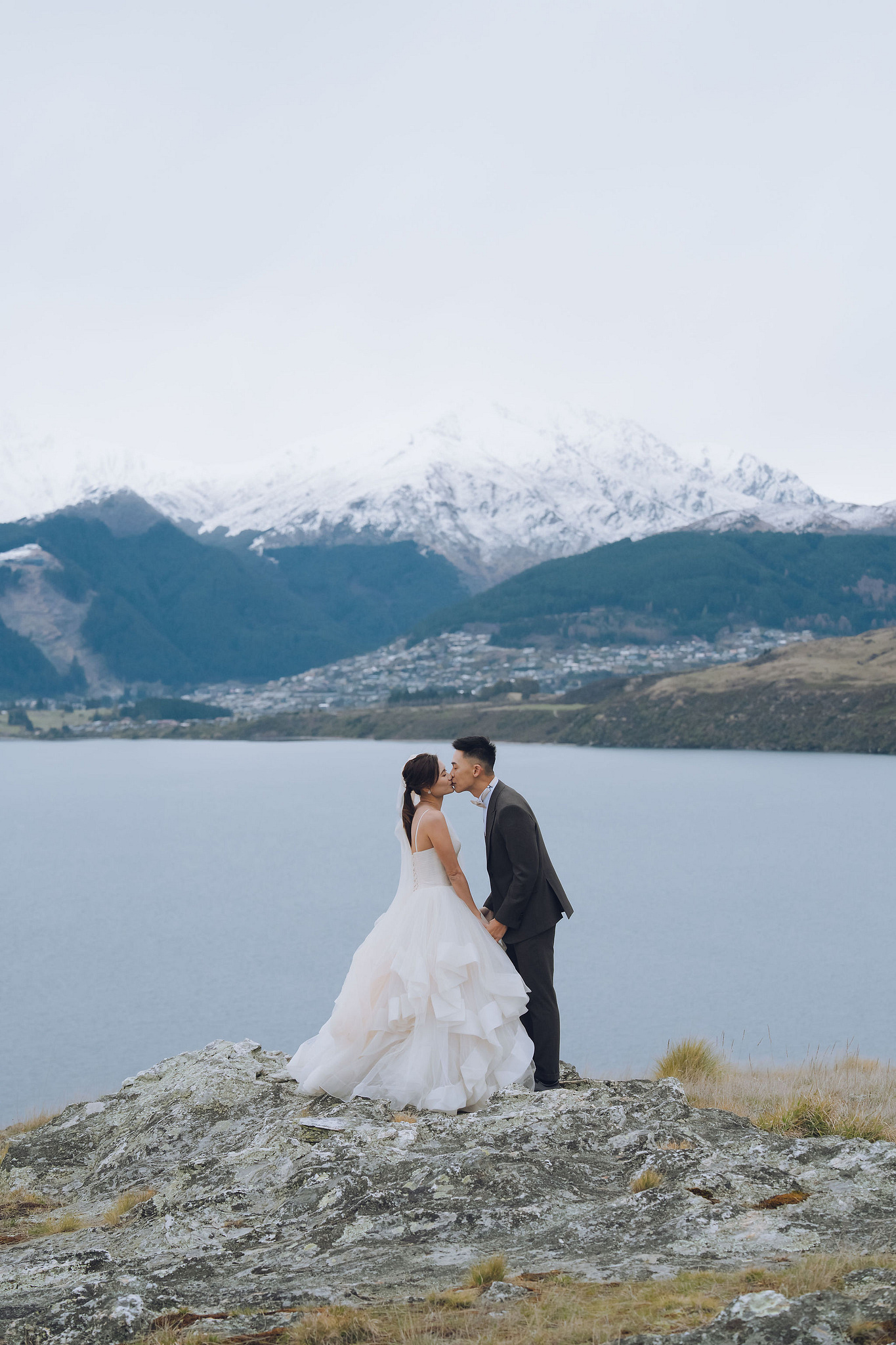 New Zealand Pre-Wedding Photoshoot | Queenstown, Lake Wakatipu, Skippers Canyon & Arrowtown at Lake Wakatipu pre-wedding photo